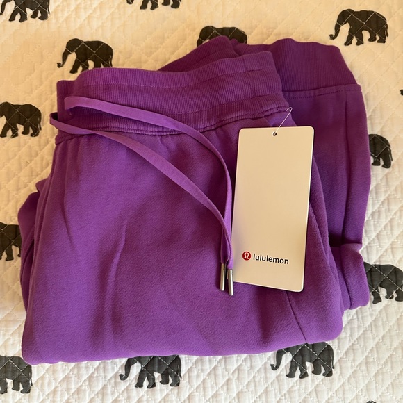 Scuba High-Rise Jogger - Picture 4 of 5